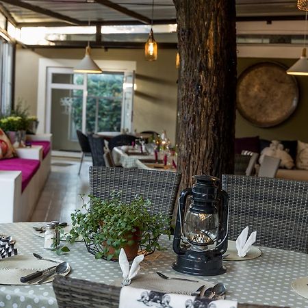 Village Boutique Hotel Otjiwarongo Zewnętrze zdjęcie