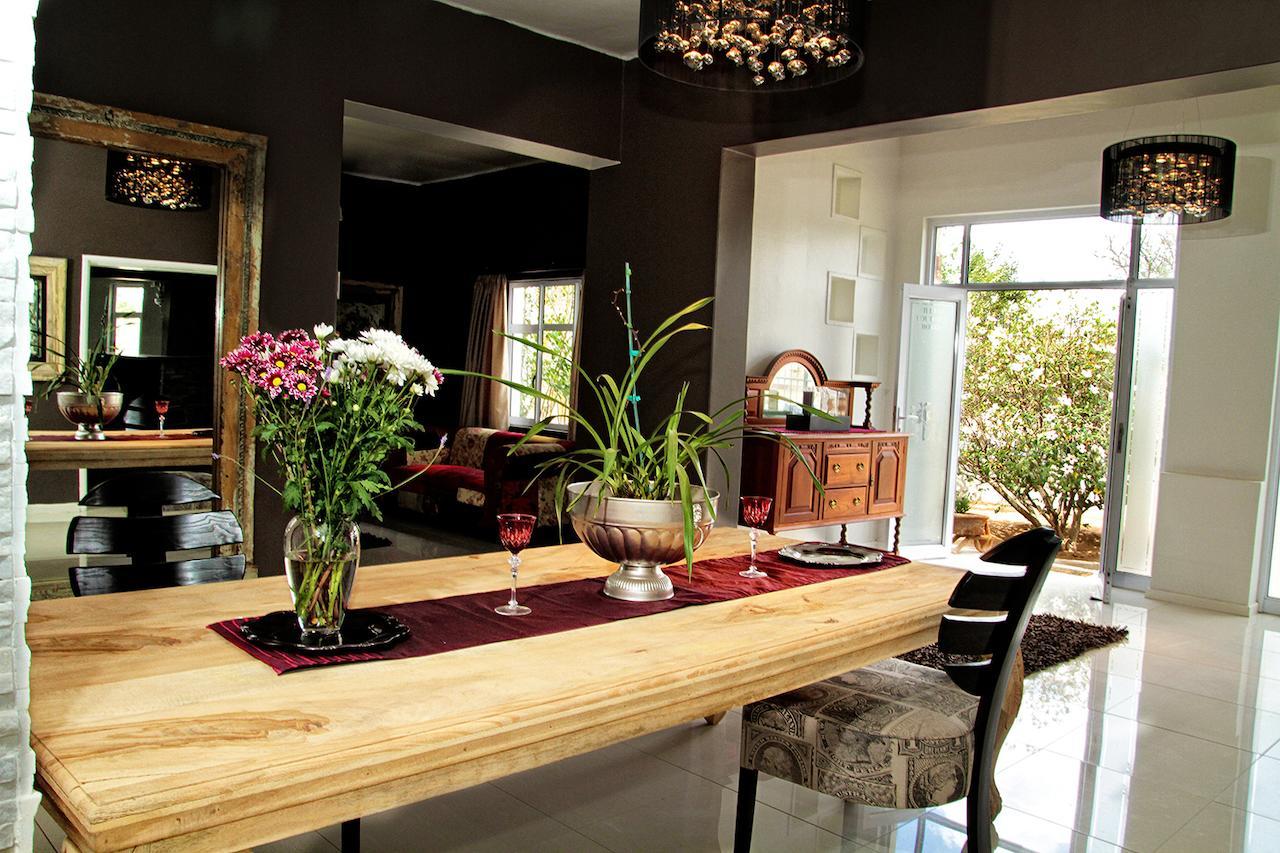Village Boutique Hotel Otjiwarongo Zewnętrze zdjęcie