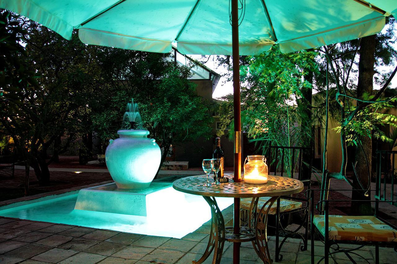 Village Boutique Hotel Otjiwarongo Zewnętrze zdjęcie