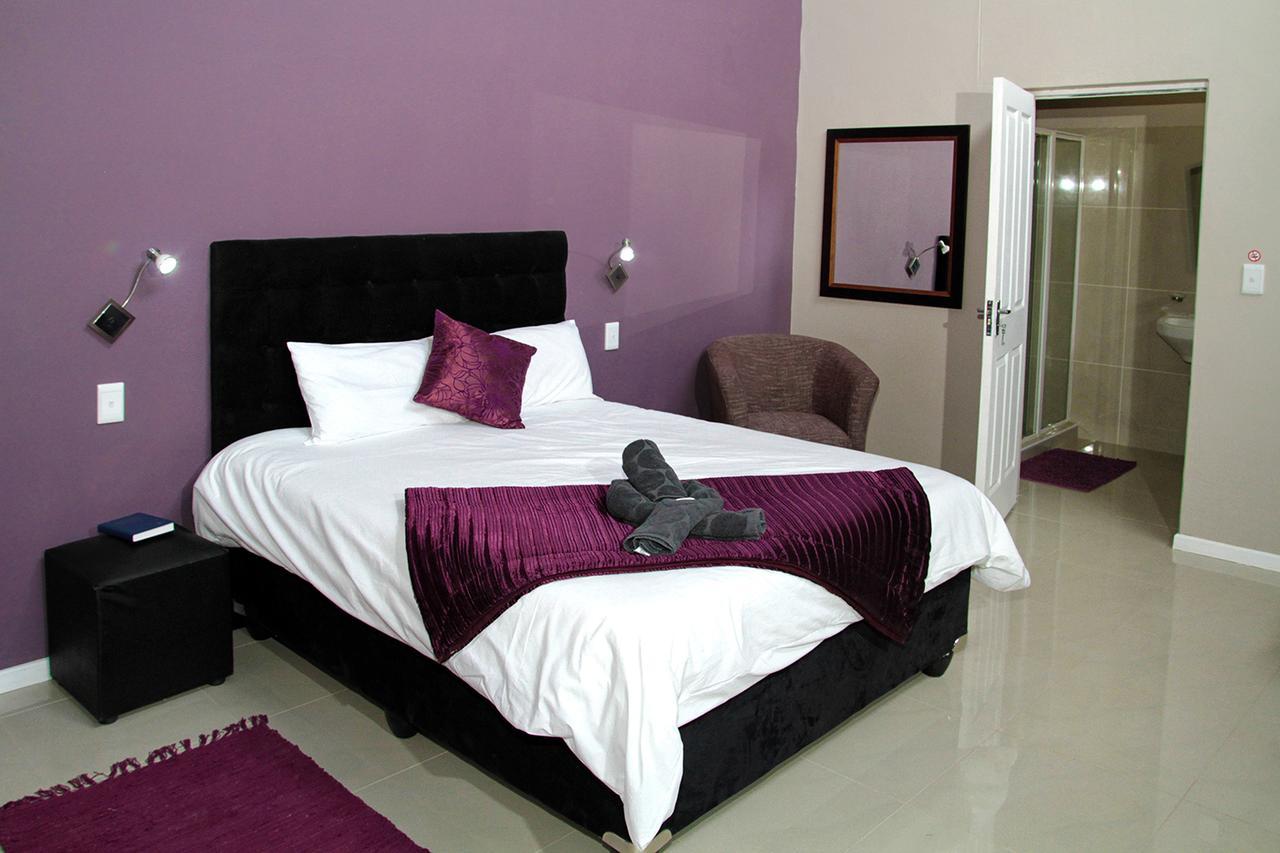 Village Boutique Hotel Otjiwarongo Zewnętrze zdjęcie