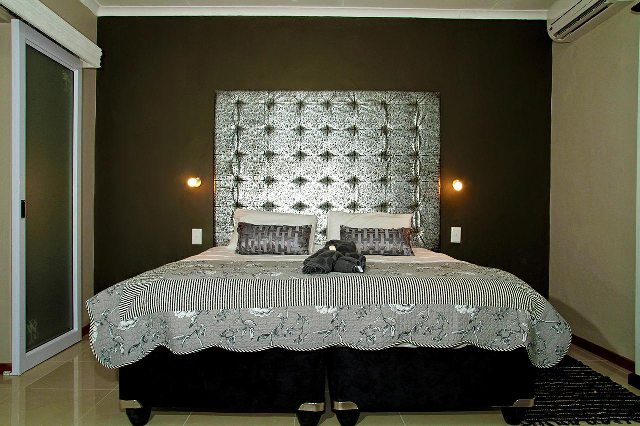 Village Boutique Hotel Otjiwarongo Zewnętrze zdjęcie