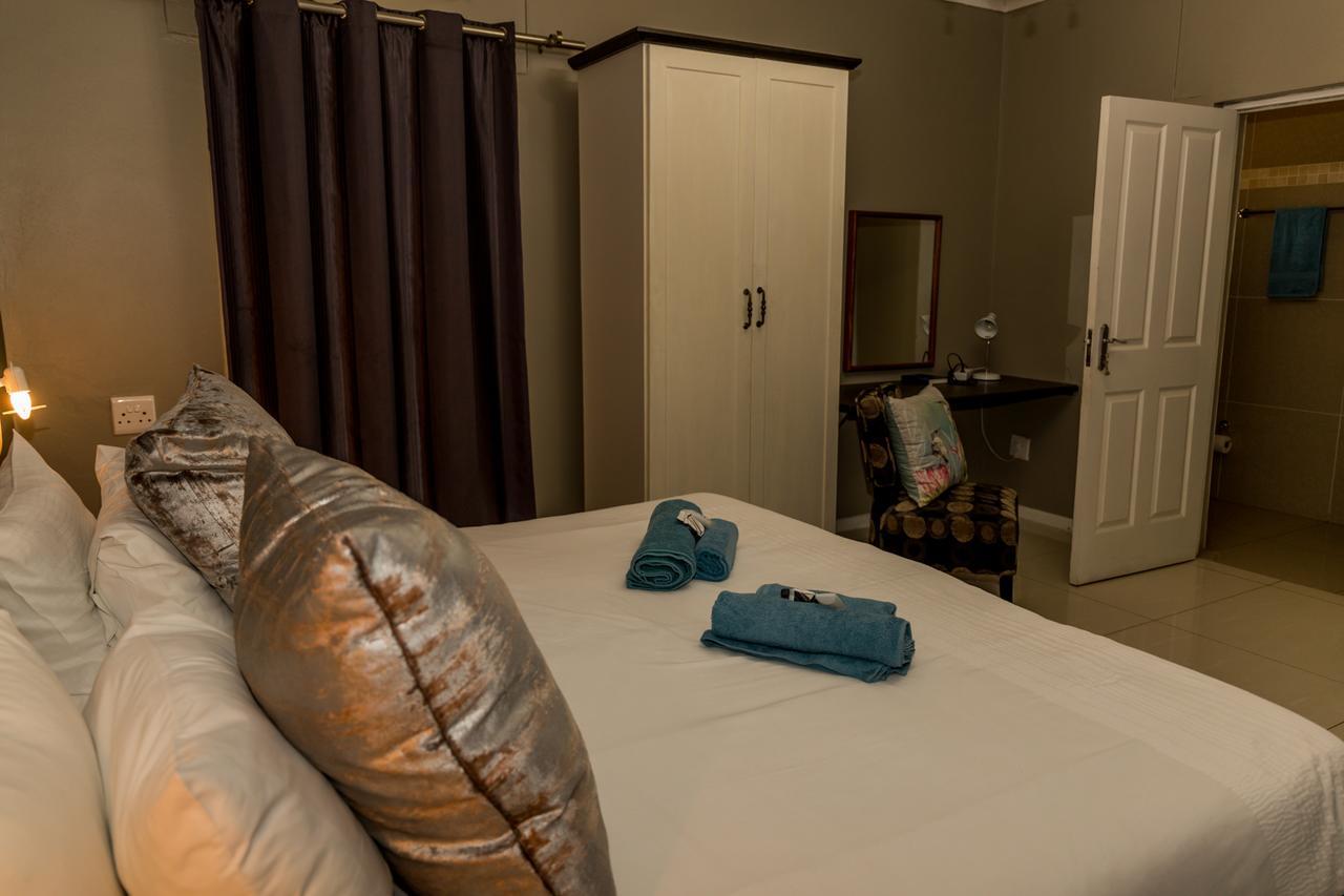 Village Boutique Hotel Otjiwarongo Zewnętrze zdjęcie