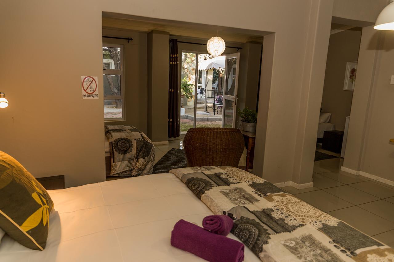 Village Boutique Hotel Otjiwarongo Zewnętrze zdjęcie